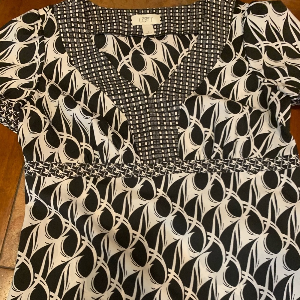 LOFT Black Pattern Blouse Size 6